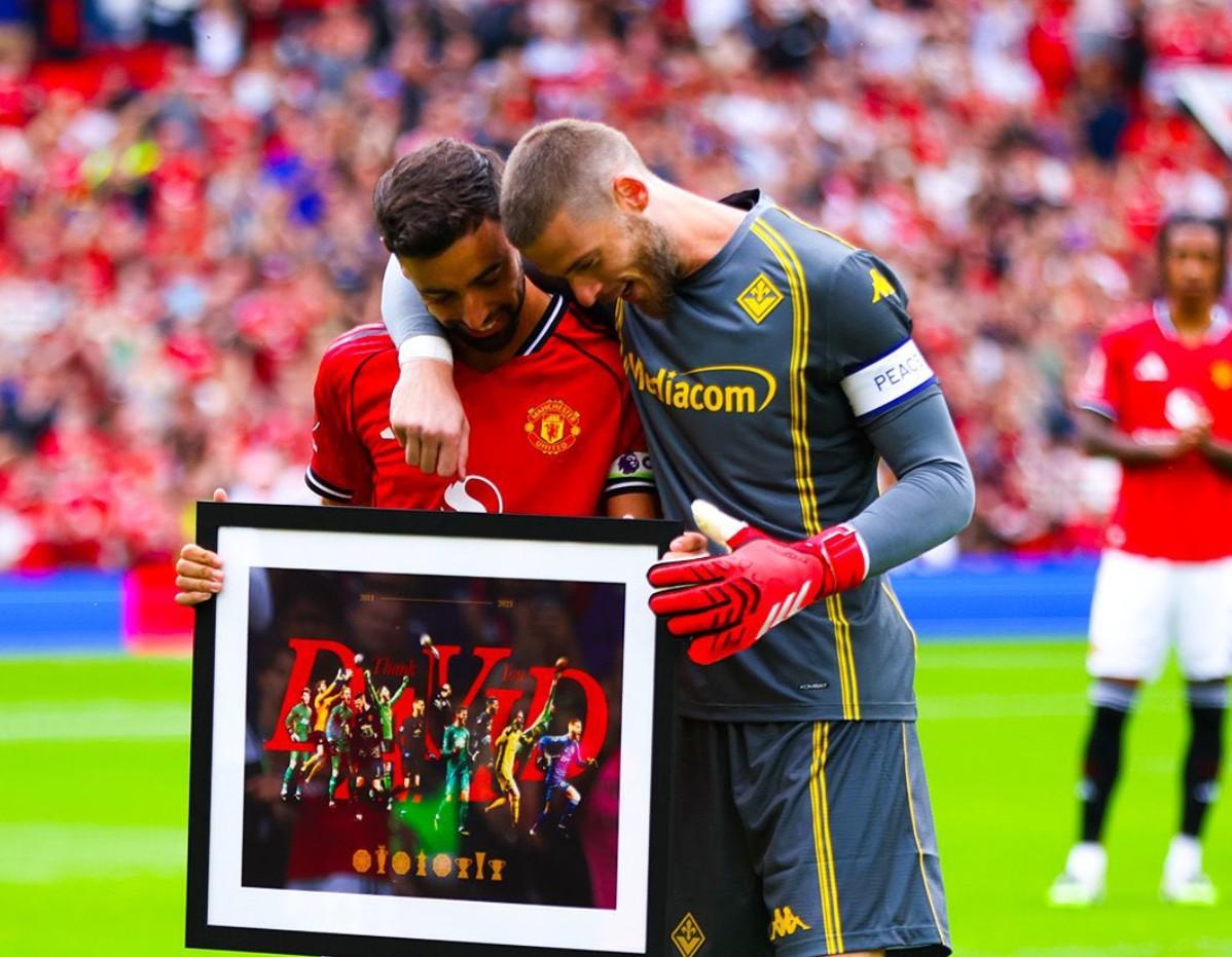 冲刺阶段欧冠传出新动向,曼联回应争议,管理层表态——更衣室稳定,数据趋势出现新变化的简单介绍-开云官网